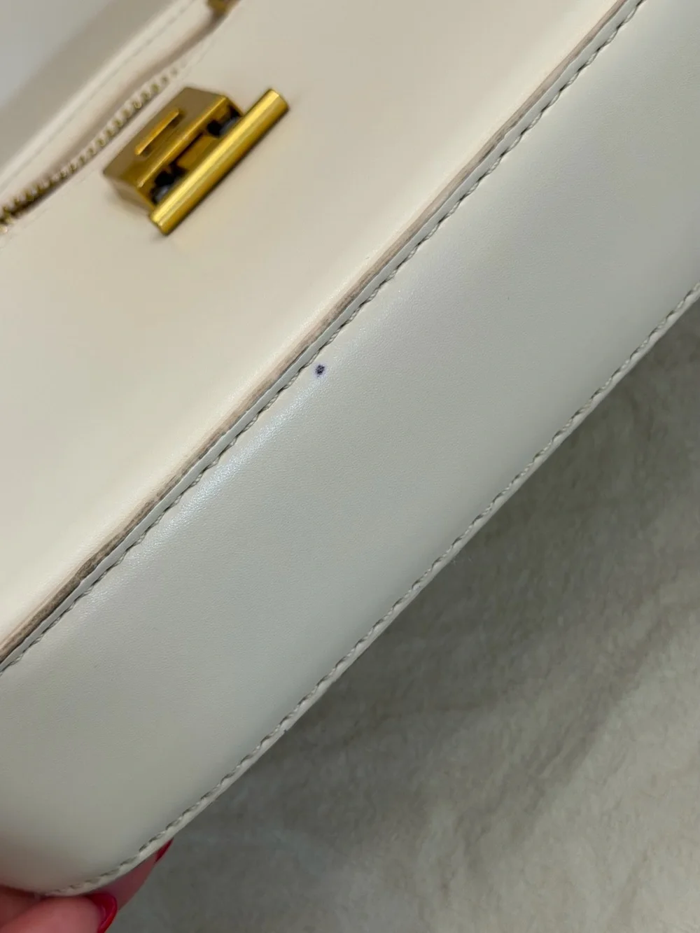 N/A sleek cream